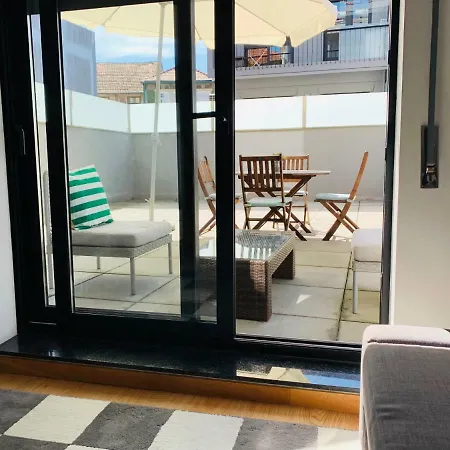 Live In Apartment Porto